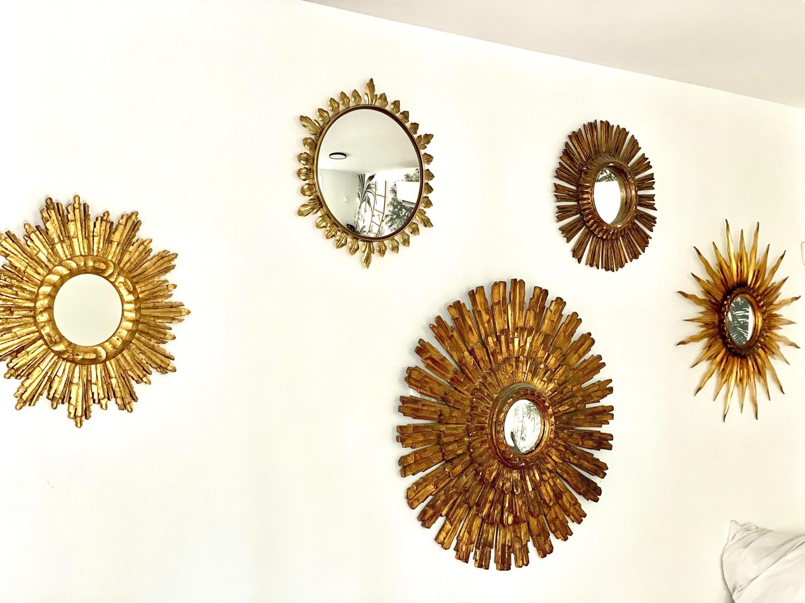 photo furniture Giltwood Sunburst Wall Mirror, Early 20th Century