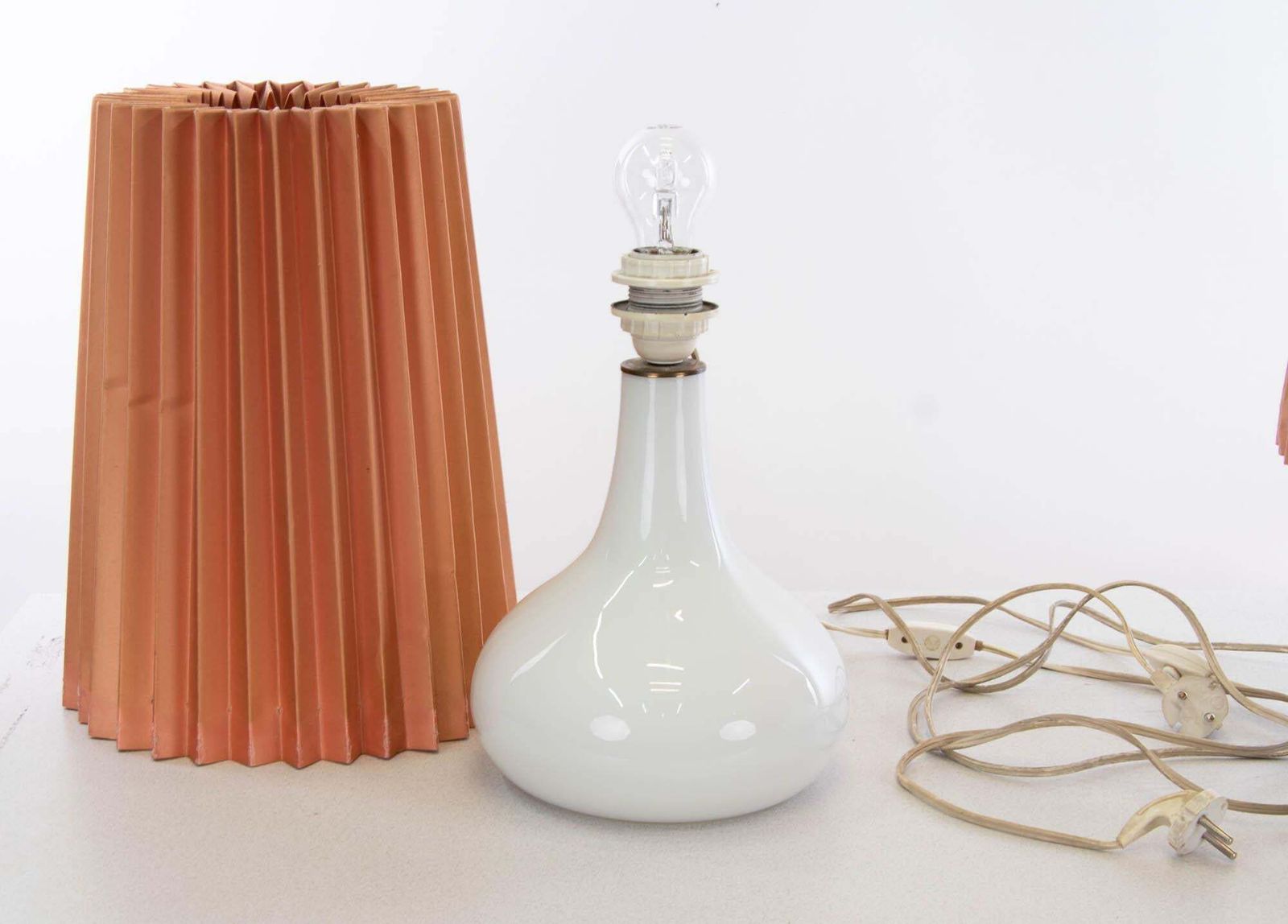 1960 Denmark White Holmegaard Glass Table Lamp By Kylle Svanlund, Set Of 2 photo buy