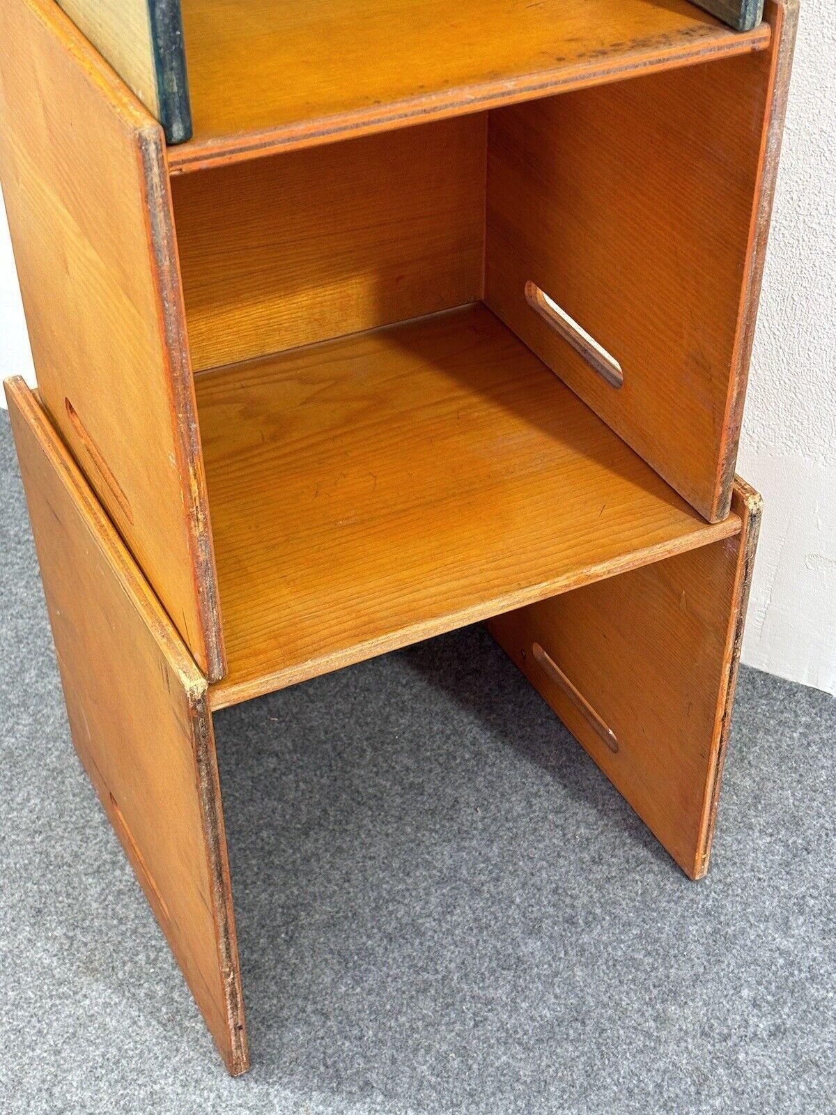 photo furniture Saporiti Italia Tris Tables Stackable Wood 1970s Design Modernariato
