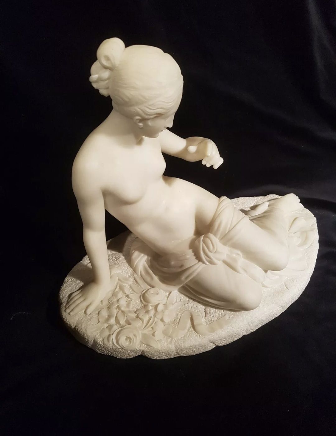 Italian Carrara Marble Sculpture 19th Century Of A Lady photo for sale