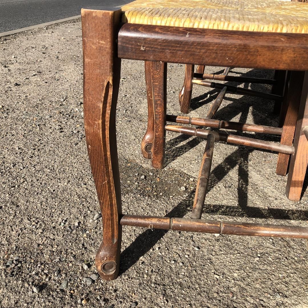 photo vintage Set Of Six Vintage French Ladderback Rush Seated Dining Chairs