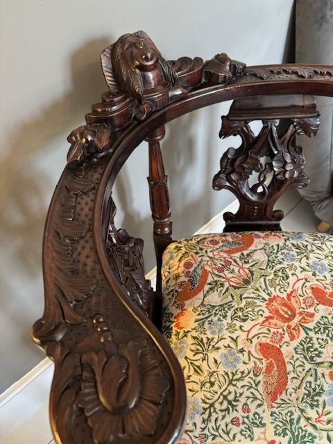 Beautifully Restored Italian Neo Renaissance Corner Chair photo vinterior