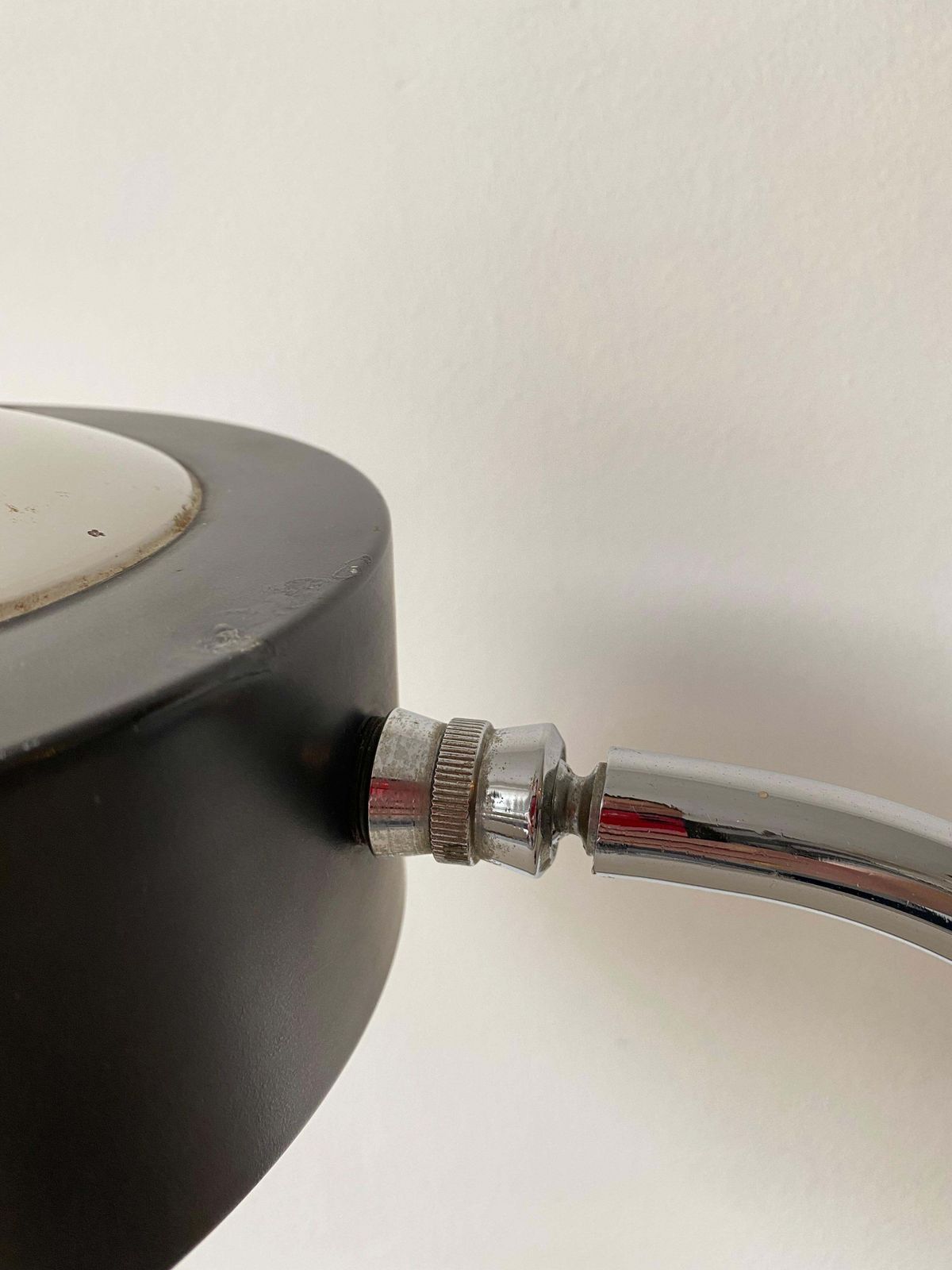 photo furniture Charlotte Perriand Jumo Desk Lamp