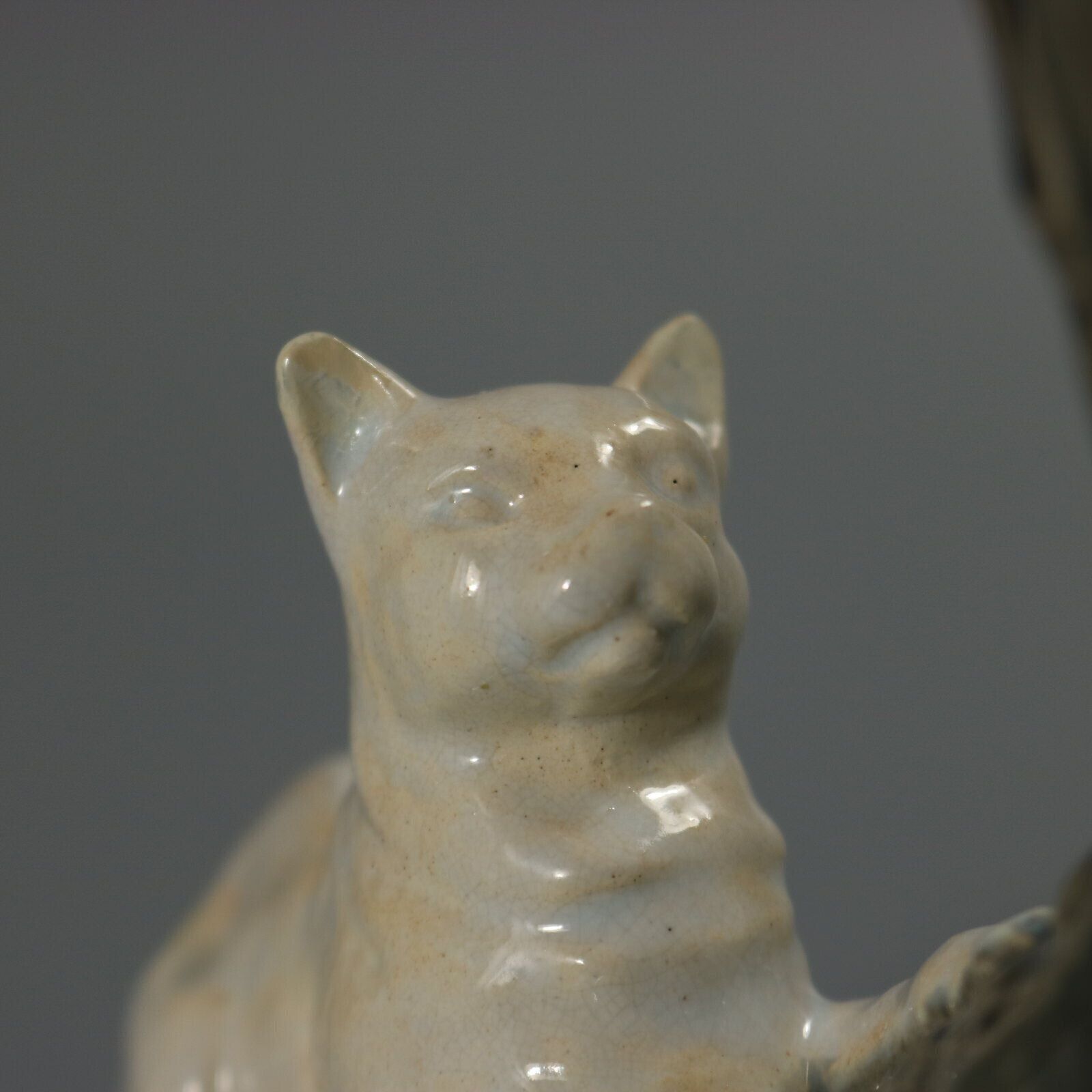 photo vinterior Brown Westhead Moore & Co Majolica Kittens Vase