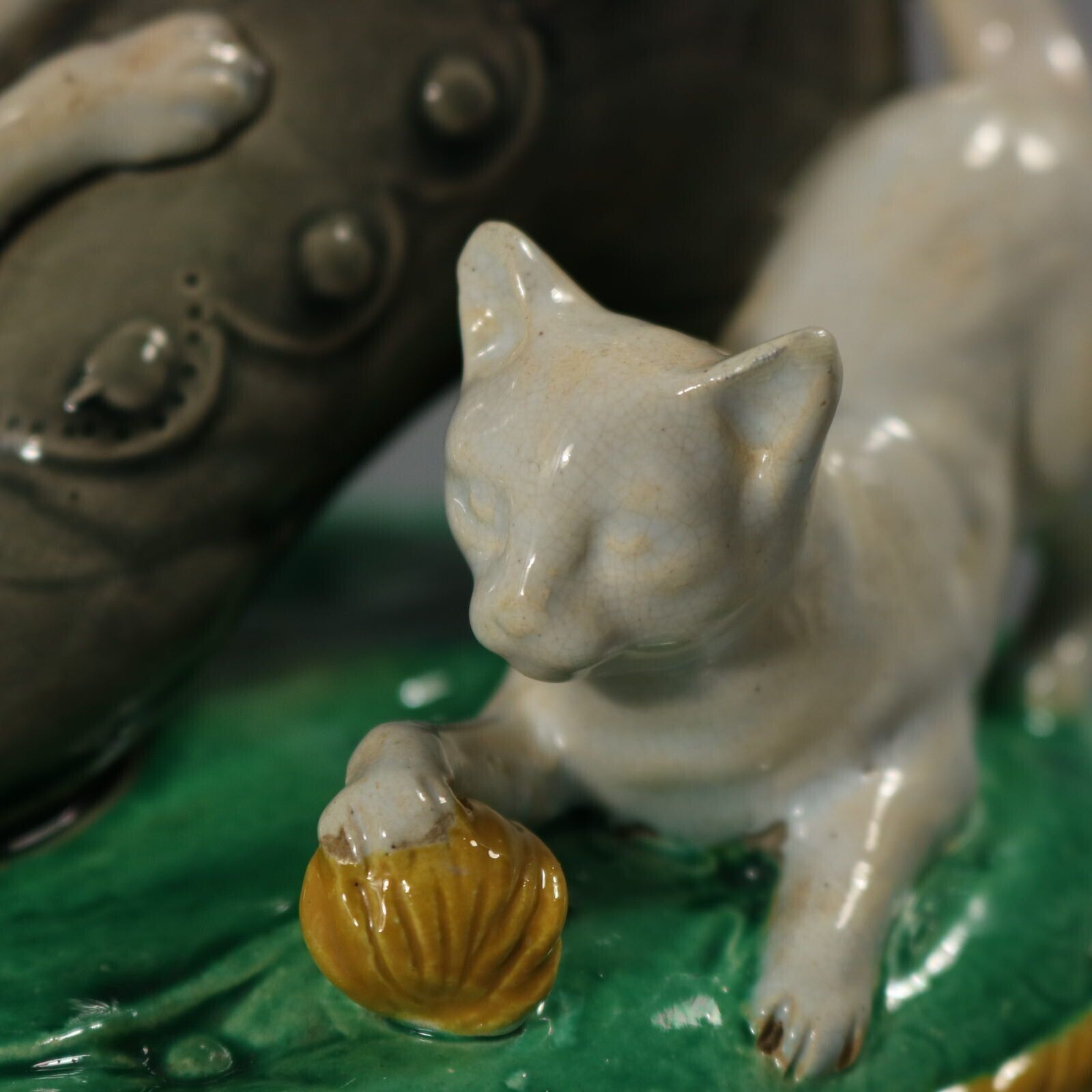 photo buy Brown Westhead Moore & Co Majolica Kittens Vase