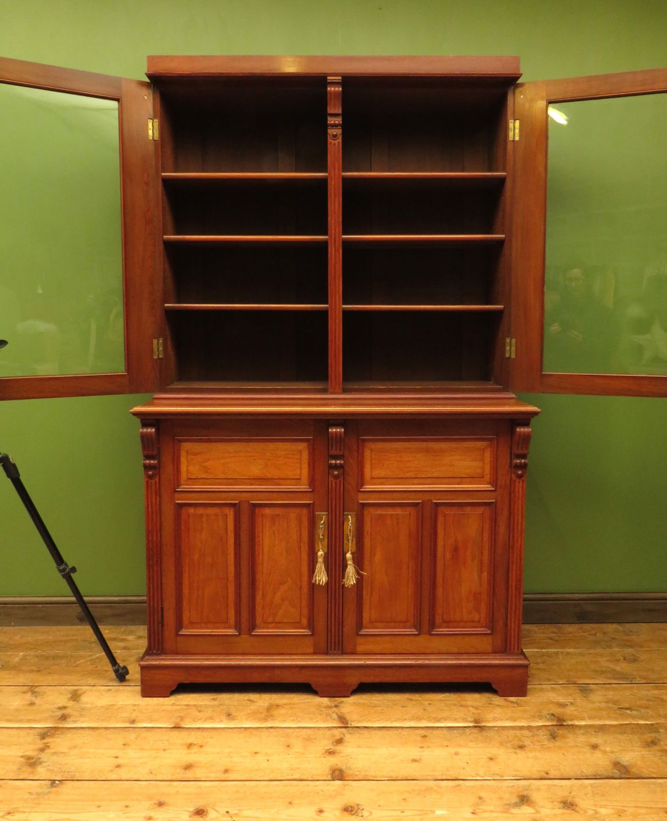595.0 Antique Lockable Two Part Cabinet With Glazed Top photo