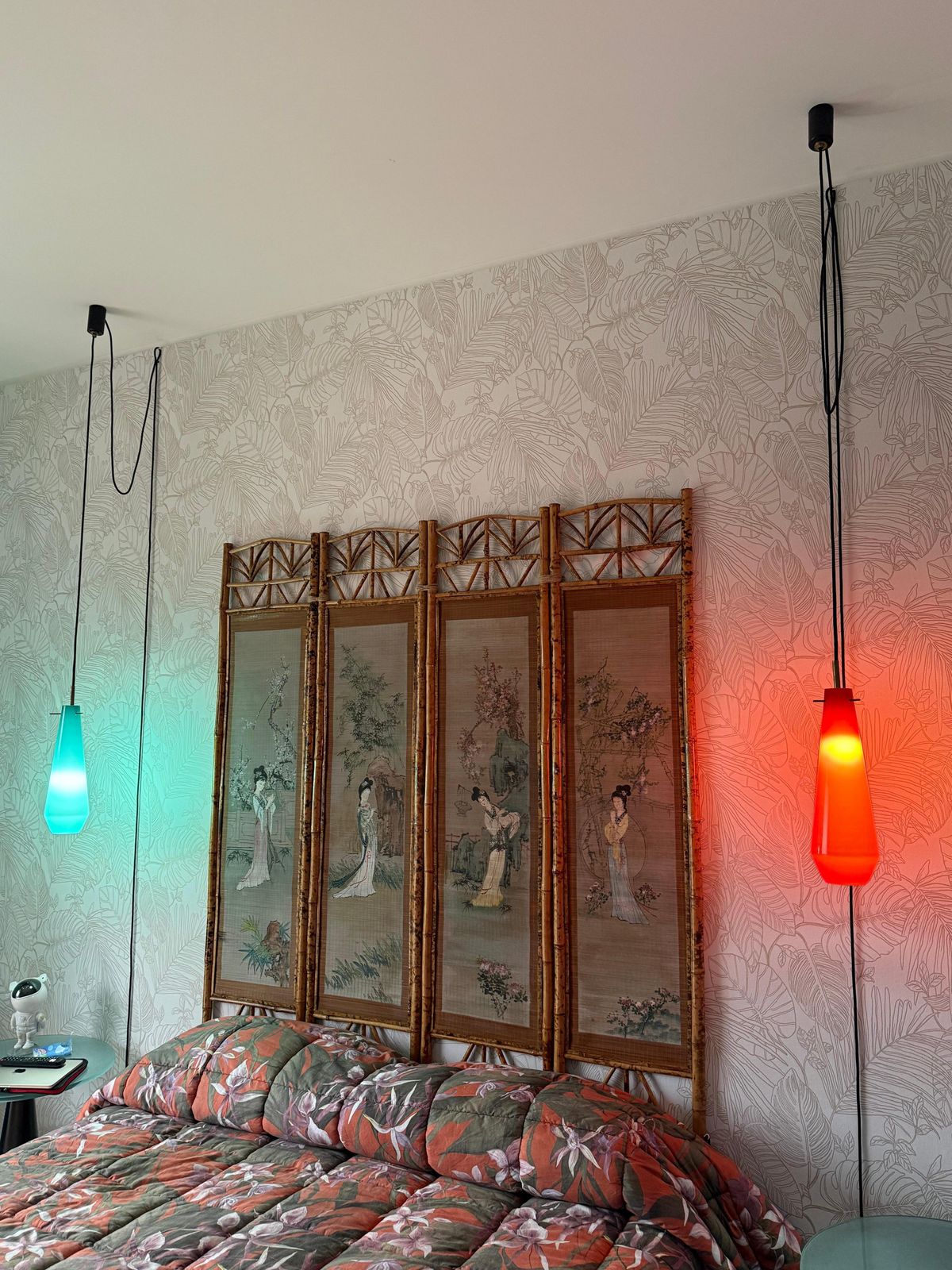 Pair Of Vistosi 1950 Green And Red Pendant Bedside Wall Lamps photo furniture