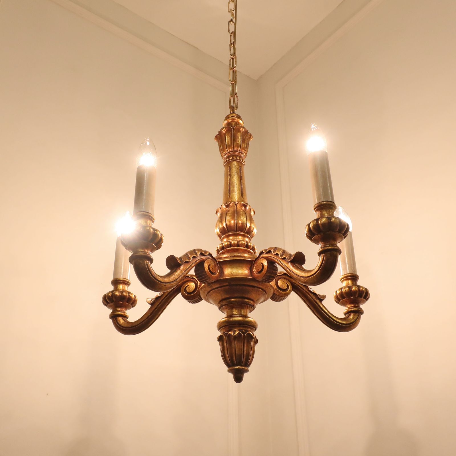 Early 20th Century Italian Florentine Giltwood Chandelier photo Lighting