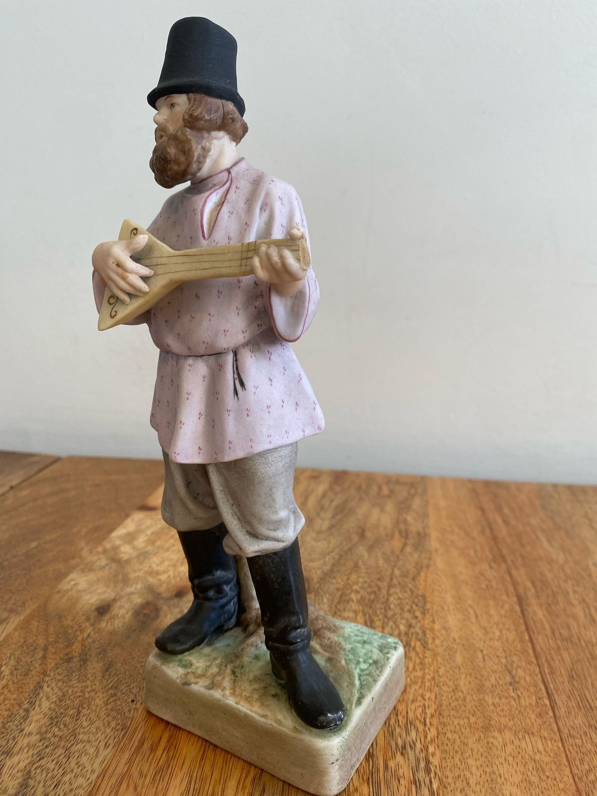Antique Imperial Russian Gardner Figurine Sculpture 19th Century "Musician" photo furniture
