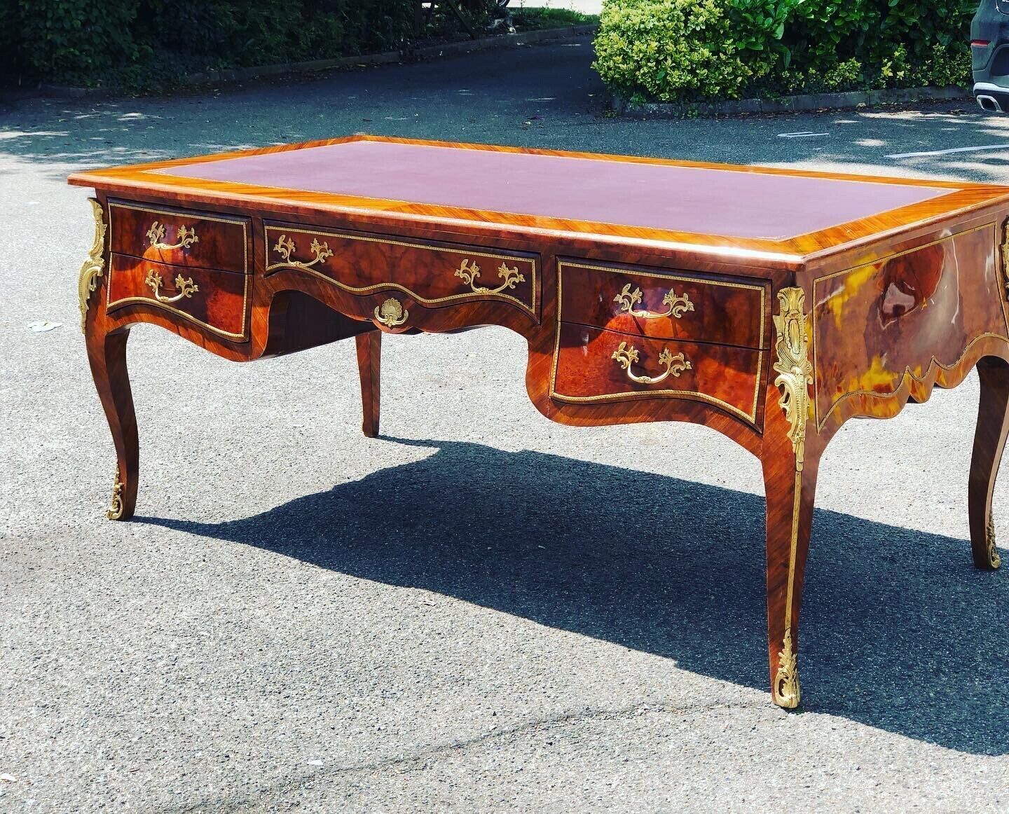 photo furniture French Empire Style Large Inlaid Kingswood Desk With Brass Decoration