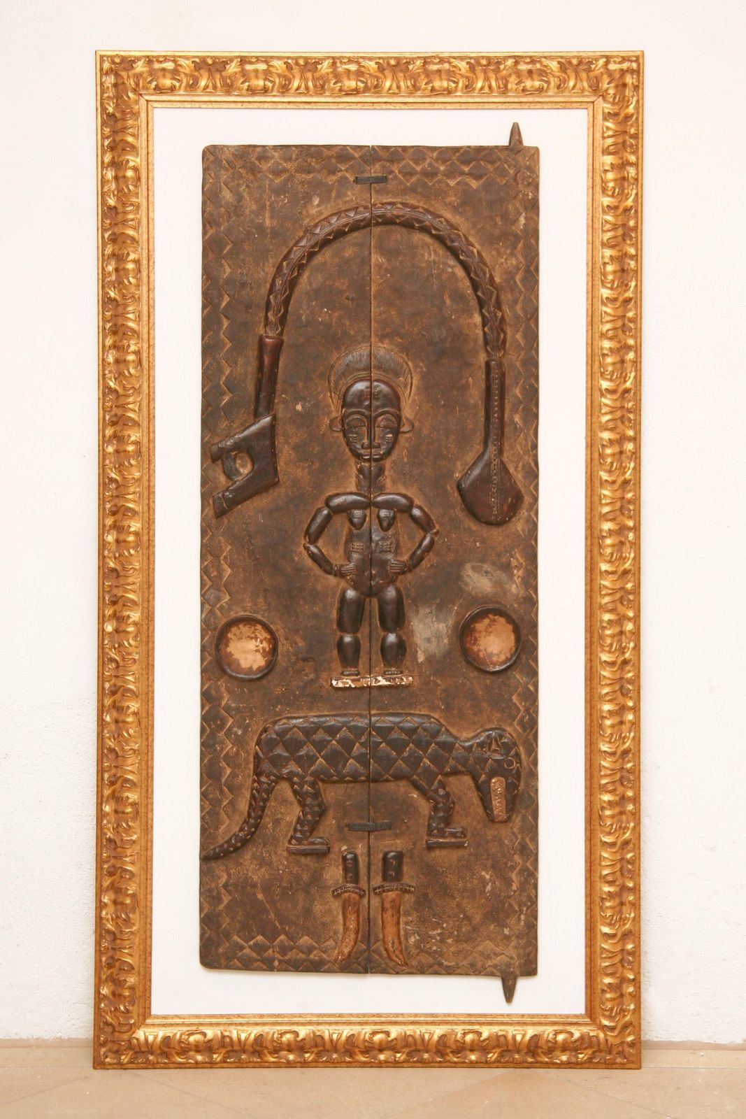 Africain Mid Century Wooden Tribal Wall Sculpture Mali Dogon Golden Frame 1960s photo furniture
