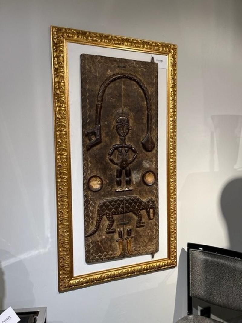 Africain Mid Century Wooden Tribal Wall Sculpture Mali Dogon Golden Frame 1960s photo Art
