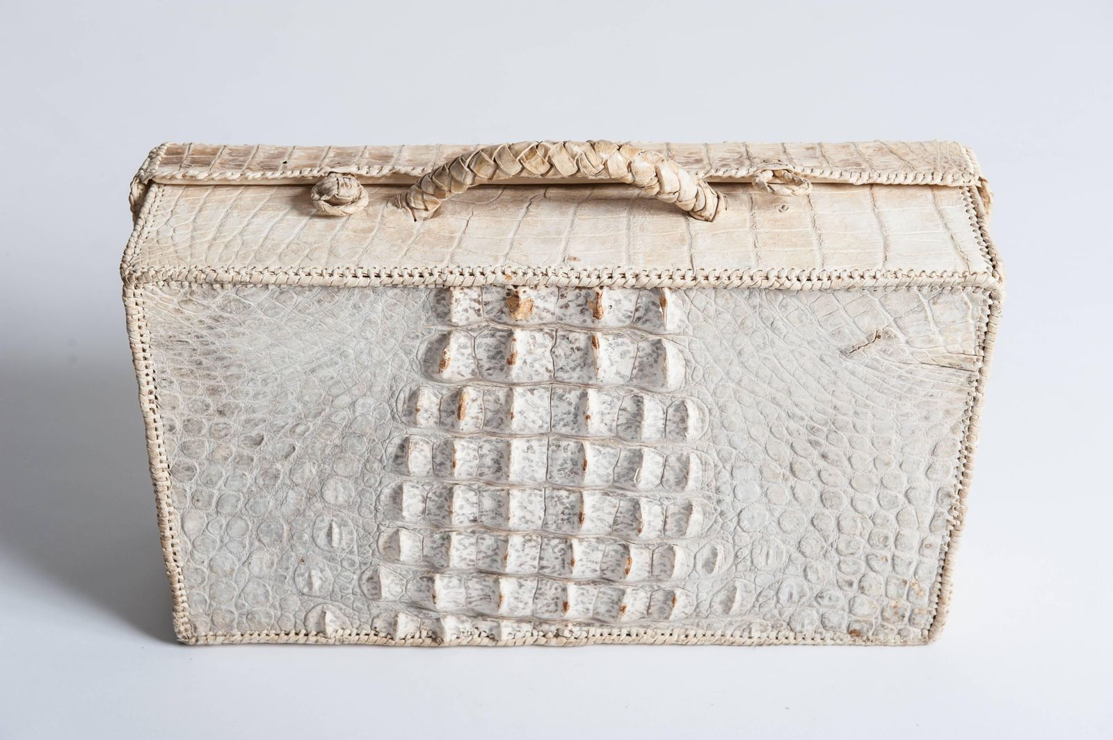 Unique French Art Déco Picnic Case Creme White Hornback Croco Leather 1930s photo Home Decor