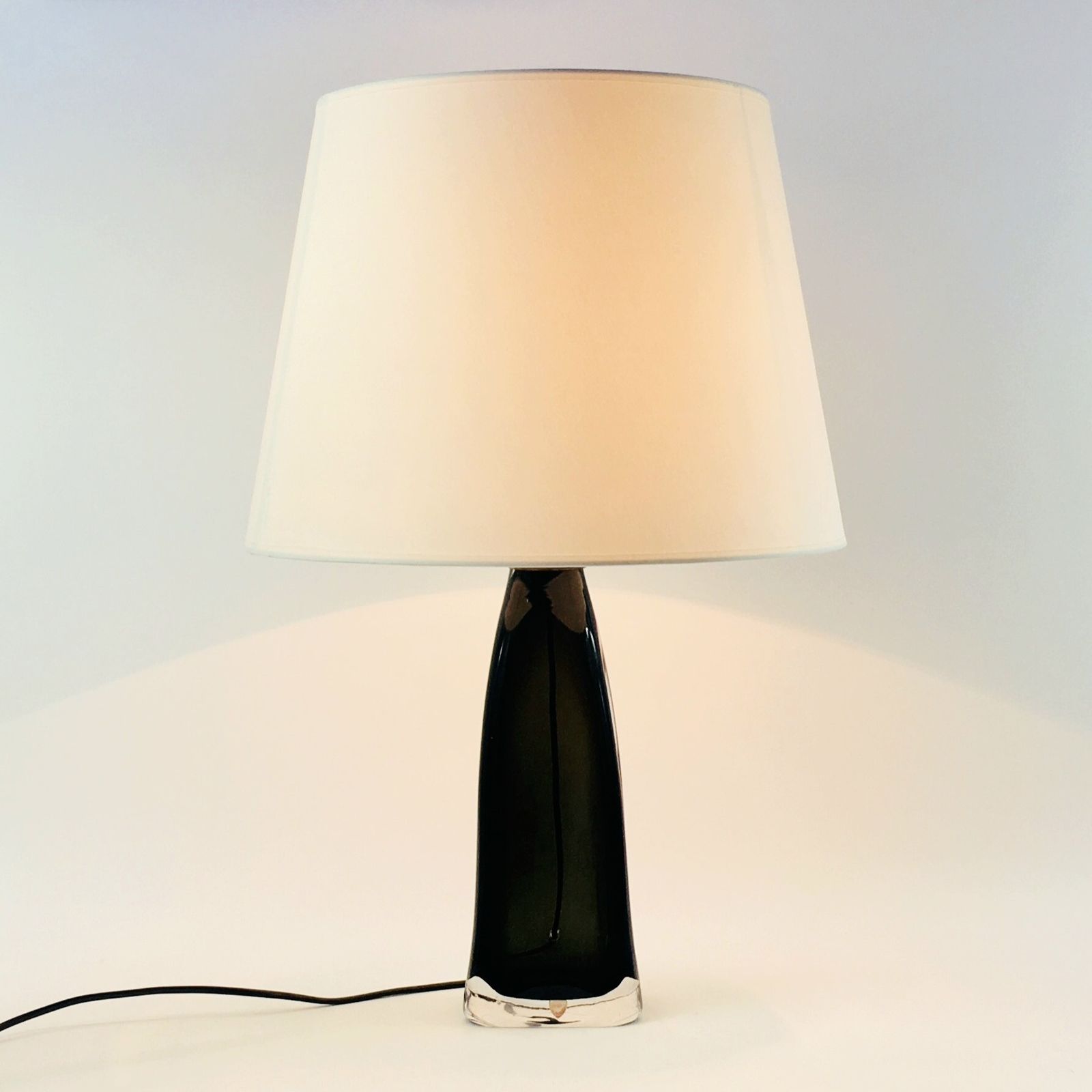 Mid Century Scandinavian Green Glass & Brass Table Lamp By Carl Fagerlund For Orrefors, Model Rd 1323, Sweden, 1960s photo vinterior