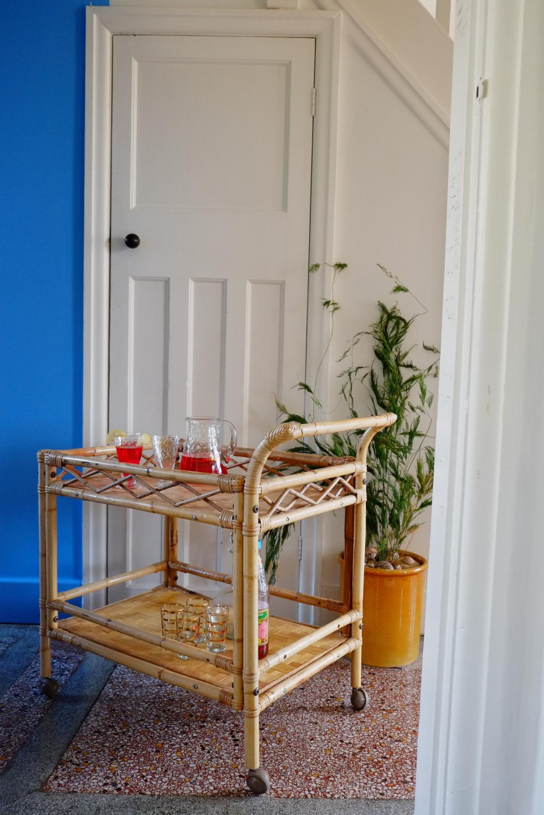 photo vintage Boho Large Bamboo Rectangular Serving Trolley Drinks Bar Cart