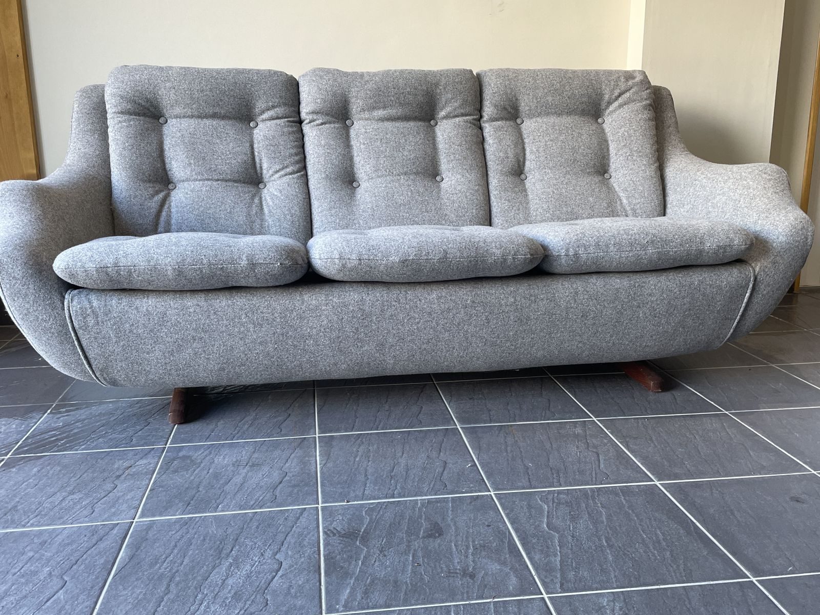 photo vinterior Parker Knoll Statesman In Abraham Moon Wool