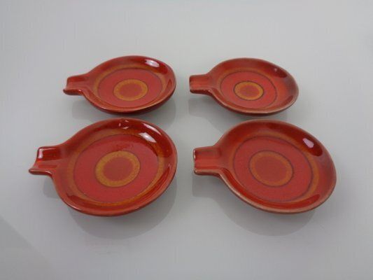 Home Decor Pop Art Ceramic Ashtrays By Romolo Verzolini For Questa Maiolica, Italy, 1970s, Set Of 5 photo