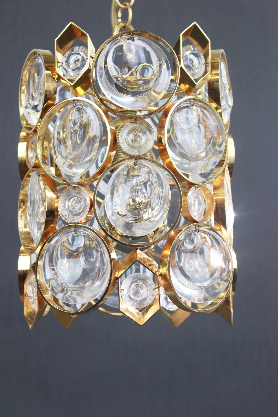 Petite Palwa Pendant, Gilt Brass And Crystal Glass, Germany, 1970s photo vinterior