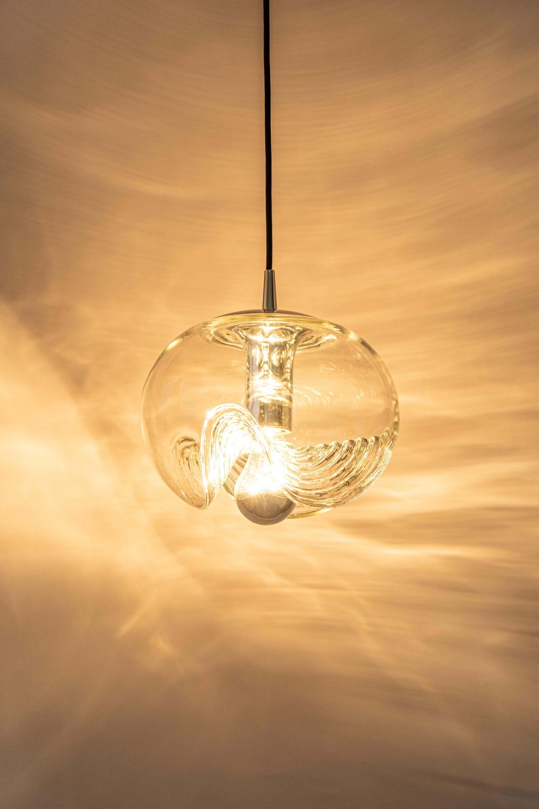 photo for sale 1 Of 6 Large Clear Glass Pendant Light By Peill & Putzler, Germany, 1970s