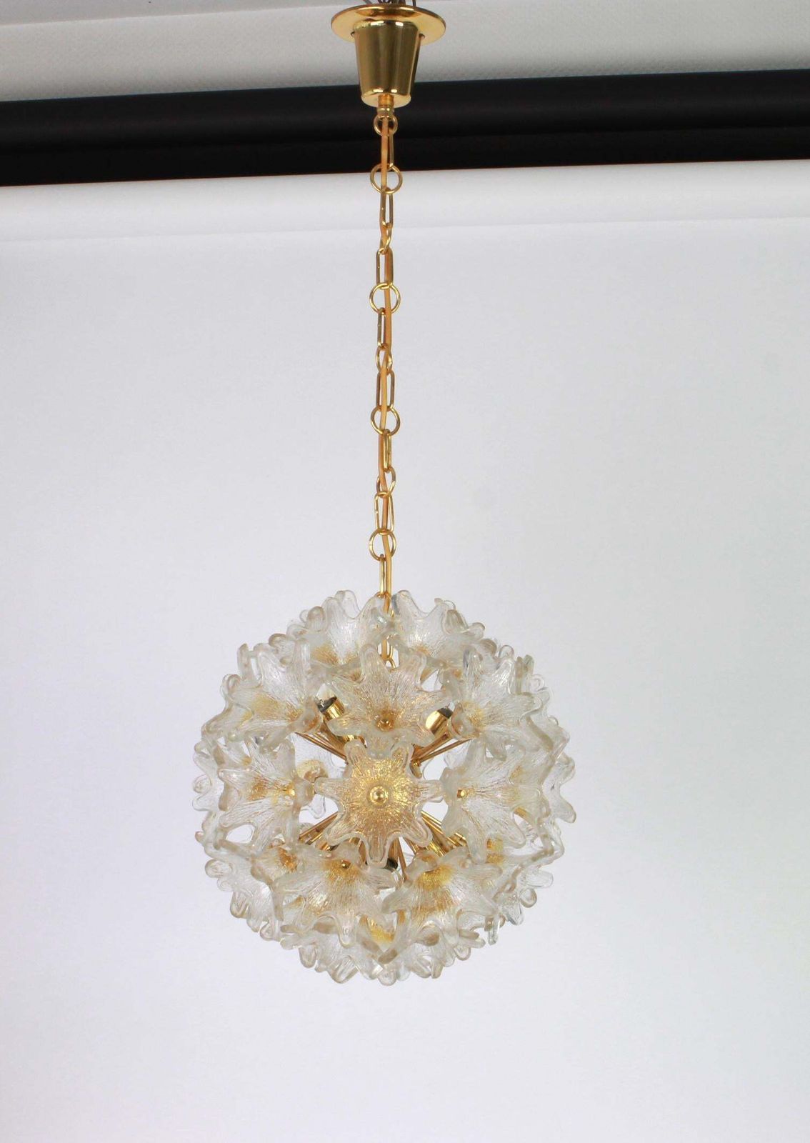 Spectacular Murano Glass Sunburst Flower Chandelier By Venini Veart, Italy 1970s photo furniture