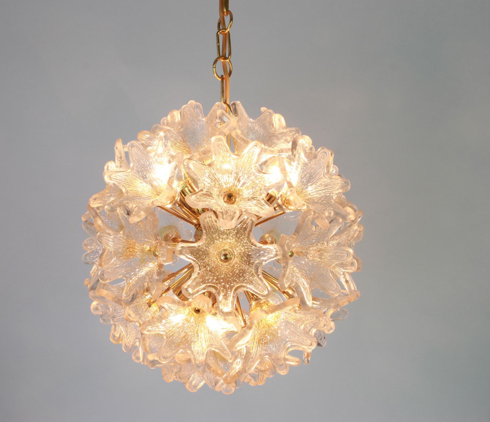 Spectacular Murano Glass Sunburst Flower Chandelier By Venini Veart, Italy 1970s photo vinterior