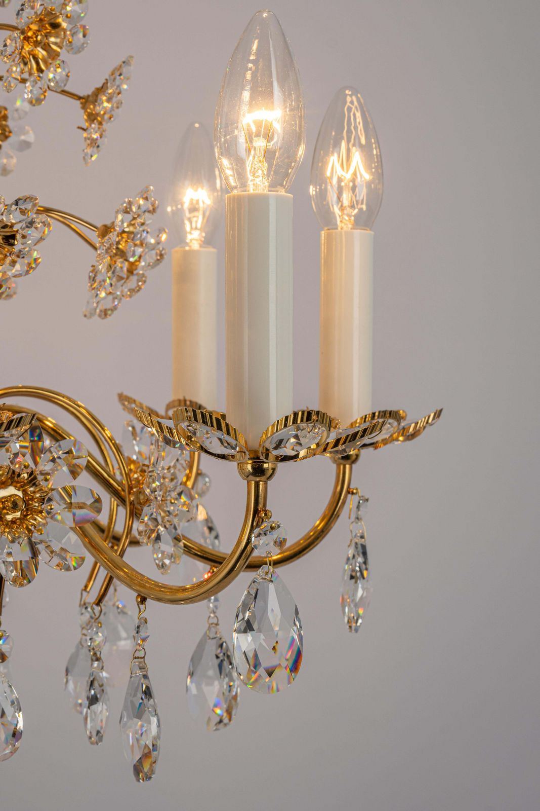 1677.0 Large Gilt Brass Flower Shape Chandelier By Palwa, Germany, 1970s photo
