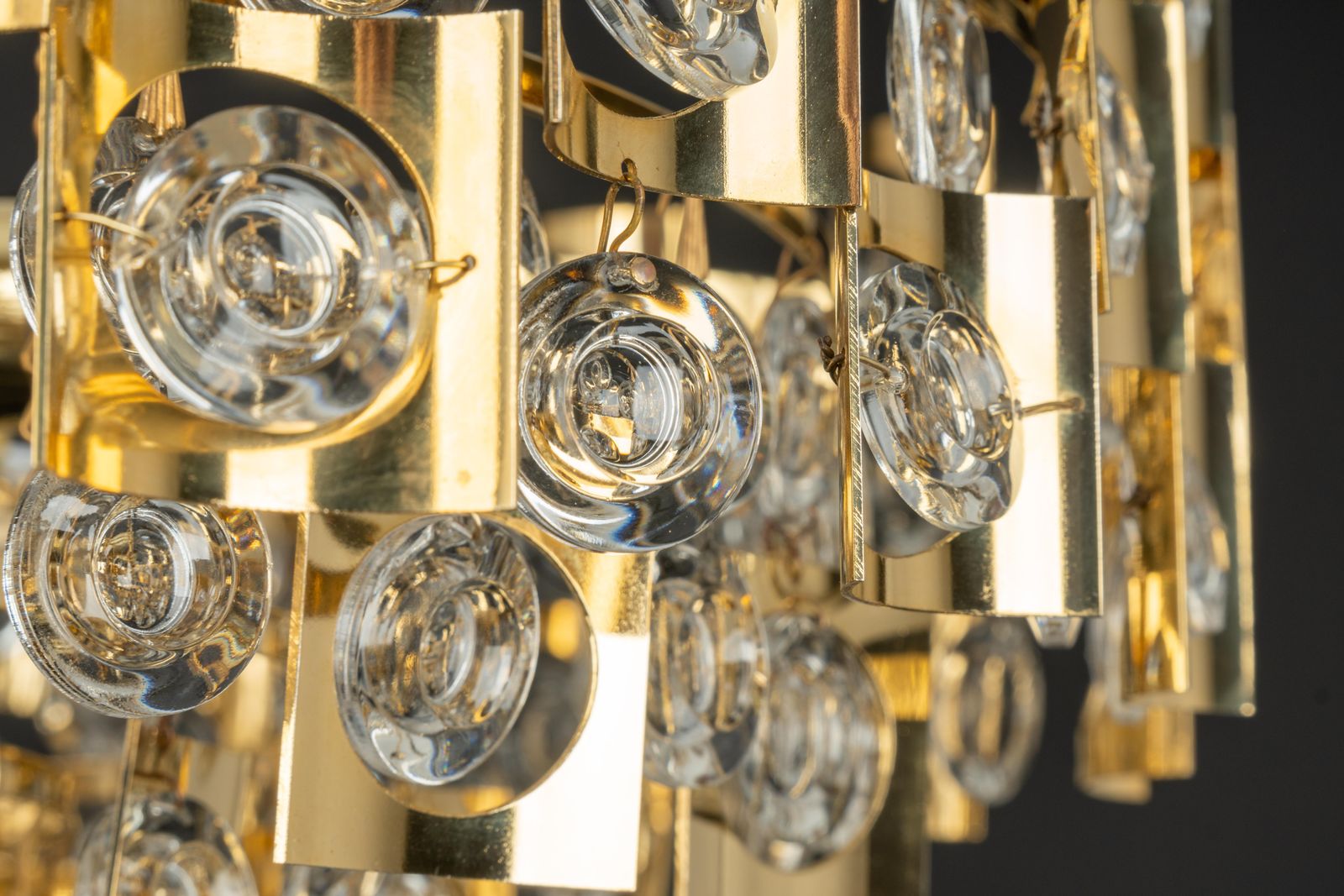 photo vintage Impressive Large Gilt Brass And Crystal Glass Chandelier By Palwa Germany, 1960s