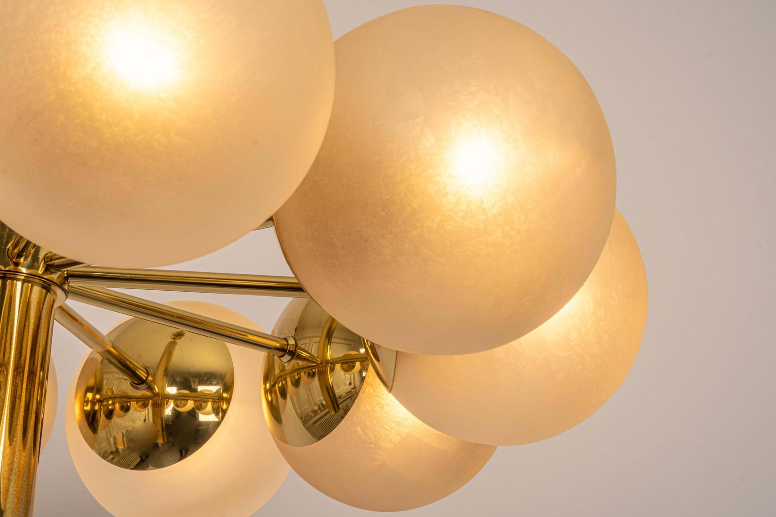 photo furniture Large Stunning Kaiser Sputnik Glass Globes Chandelier, Germany, 1970s