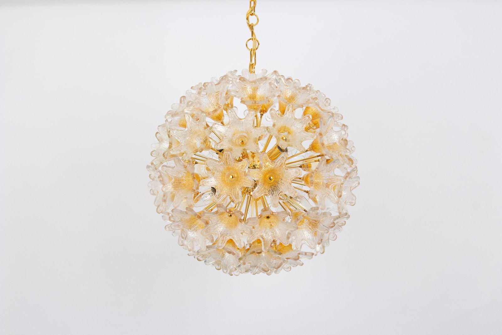 Spectacular Murano Glass Sunburst Flower Chandelier By Venini Veart, Italy 1970s photo vinterior