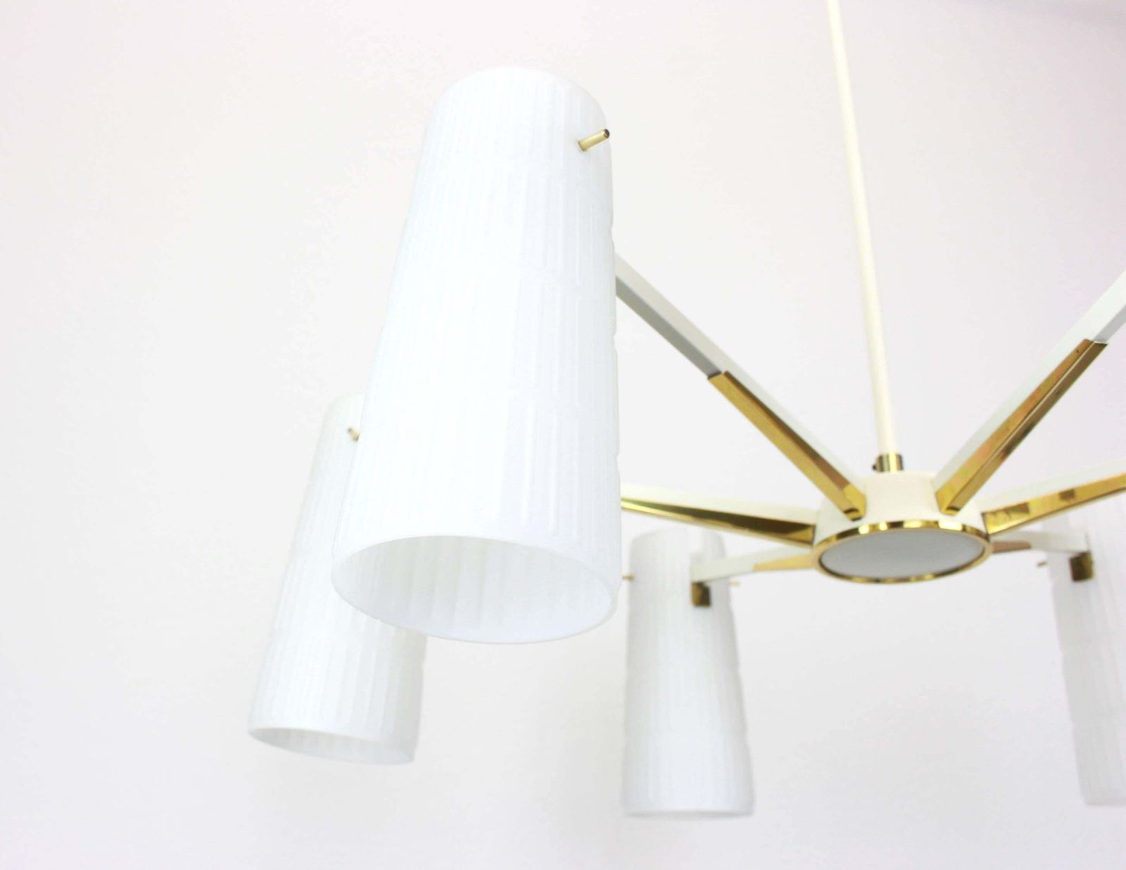 Large Italian Glass Sunburst Chandelier, Stilnovo, 1950s photo Lighting