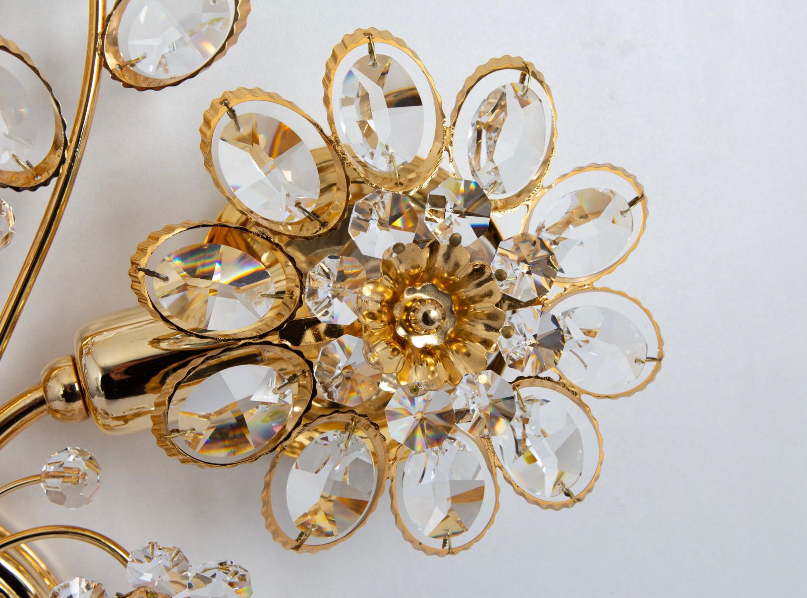 1 Of 4 Large Gilt Brass Flower Shape Wall Lights By Palwa, Germany, 1970s photo vinterior