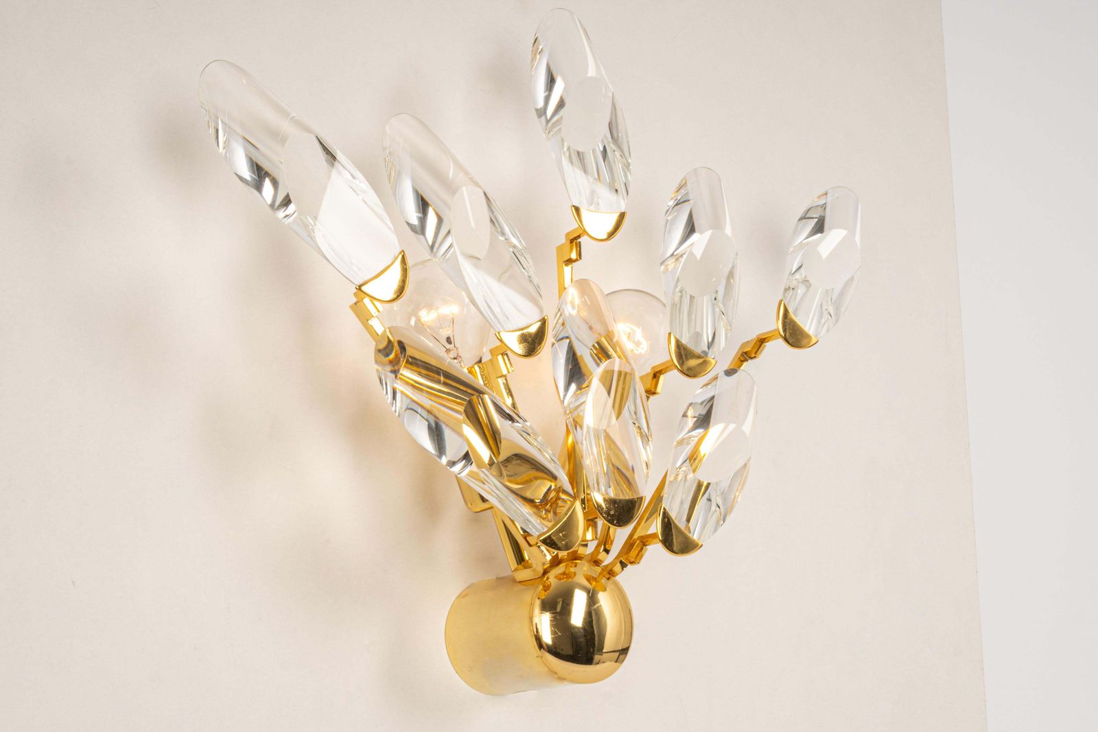 Pair Of Italian Wall Lights By Stilkronen, Gilt Brass Crystal Glass, 1970s photo buy