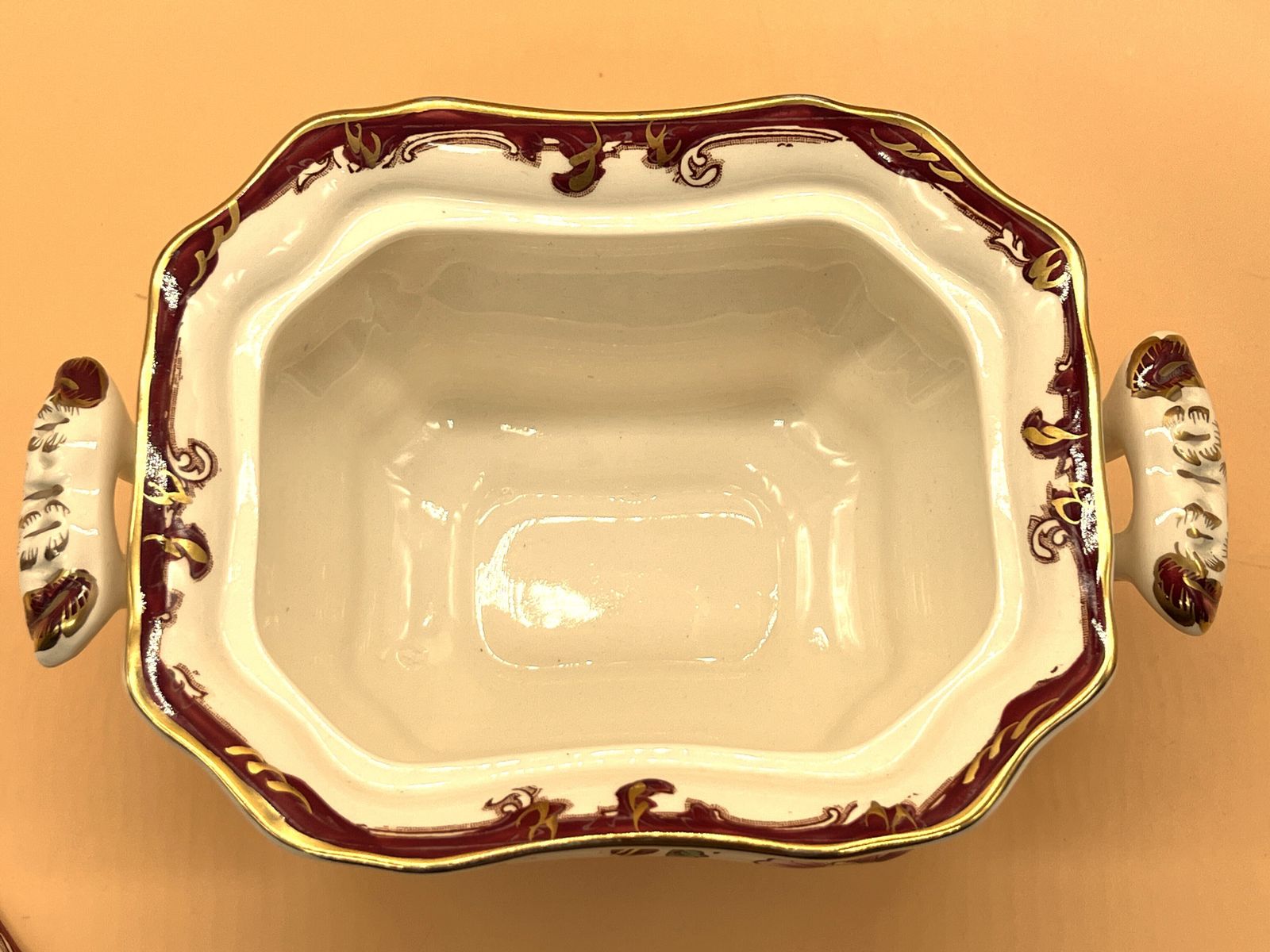 photo furniture Masons Ironstone Mandalay Red Design Sauce Tureen With Lid, Stand And Ladle Boxed.