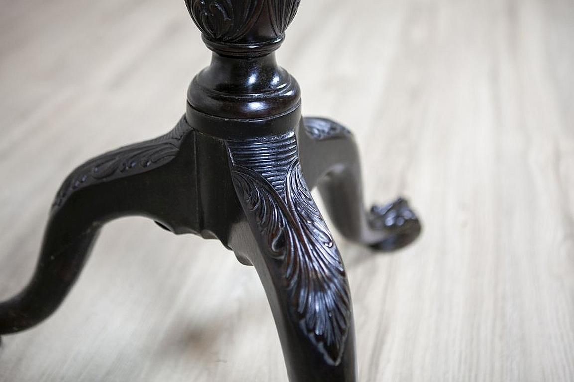 1204.0 English Walnut Side Table From The Late 19th Century With Tilted Top photo