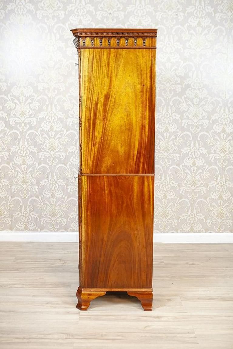 photo vintage Chiffonier / Dresser From The Mid 19th Century Finished With Shellac