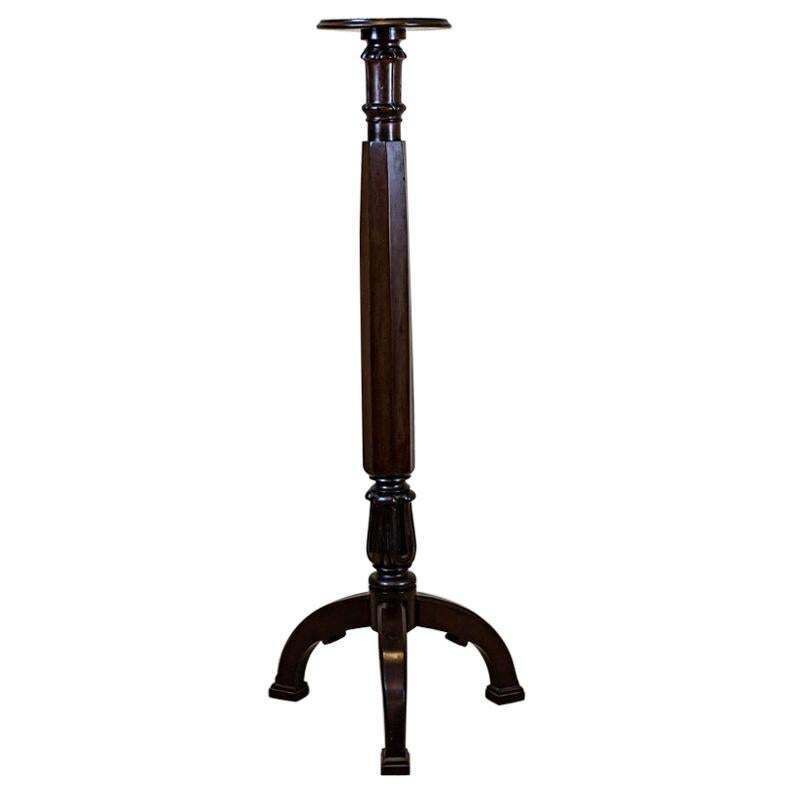 Massive Oak Pedestal/Flower Stand From The Interwar Period In Dark Brown