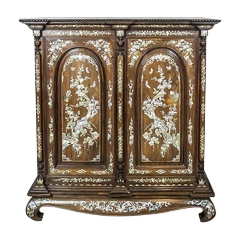 Oriental Cabinet With Mother Of  Pearl, Turn Of The 19th And 20th Centuries