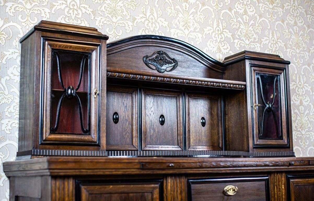 Grand Oak Veener Buffet From The Interwar Period photo 3600.0