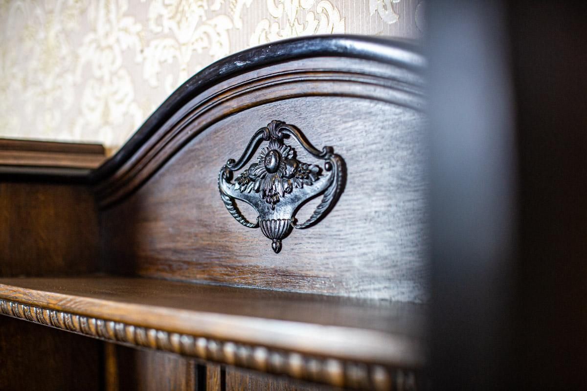 photo for sale Grand Oak Veener Buffet From The Interwar Period