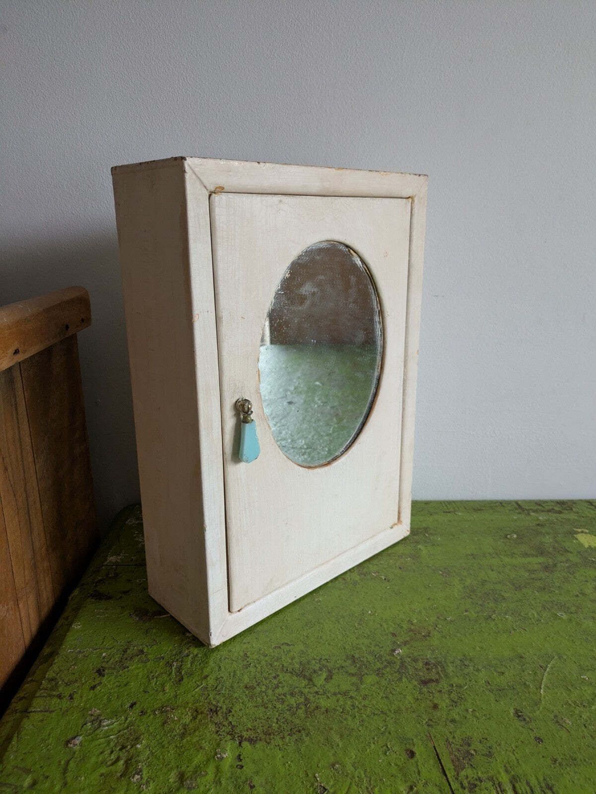 Metal Medical Wall Cabinet With Mirror White