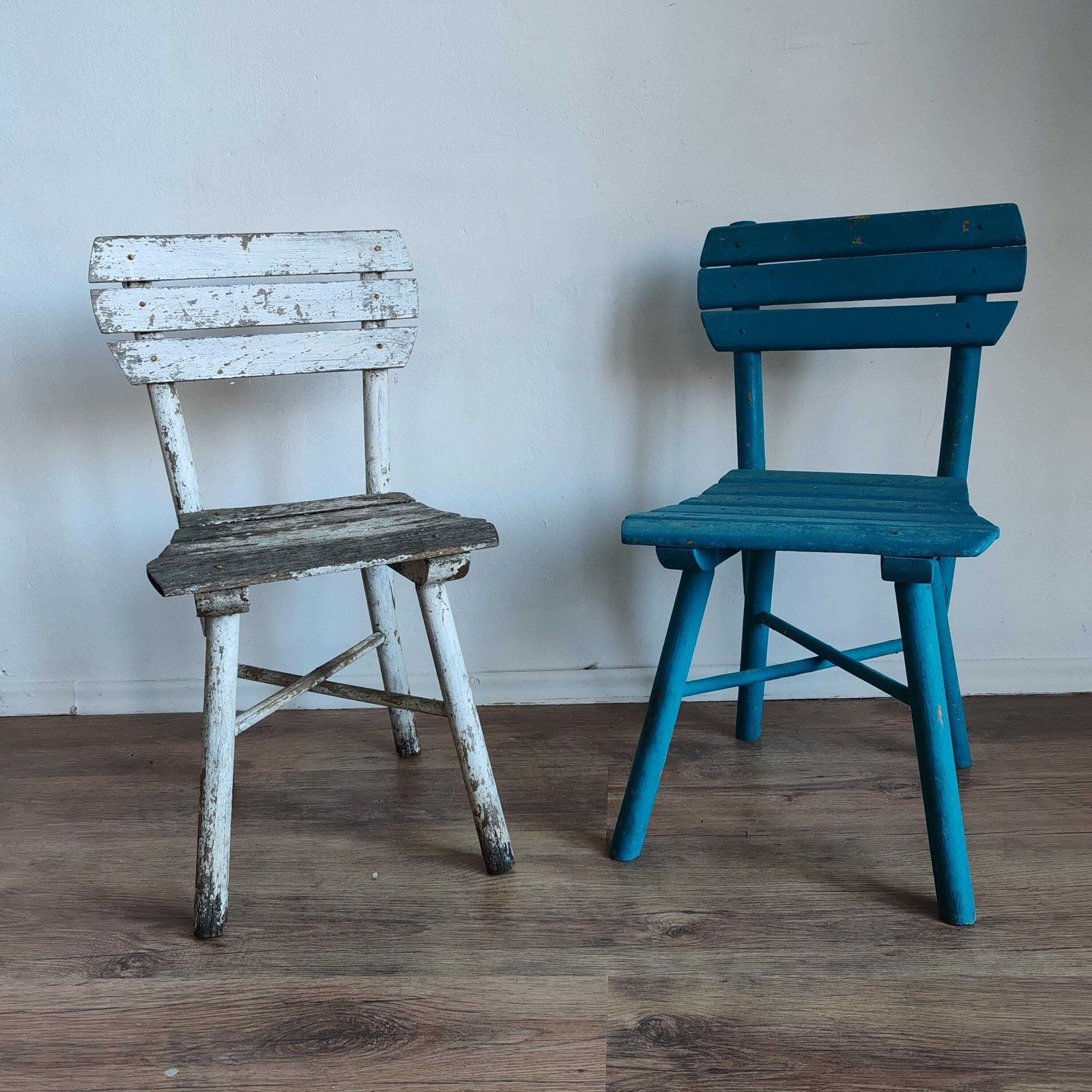 Set Of 2 Vintage 1940s Hungarian Children's Chairs – Handmade Elm Wood, Chippy Blue & White Paint, Rustic Doll Teddy Decor. Sturdy Solid