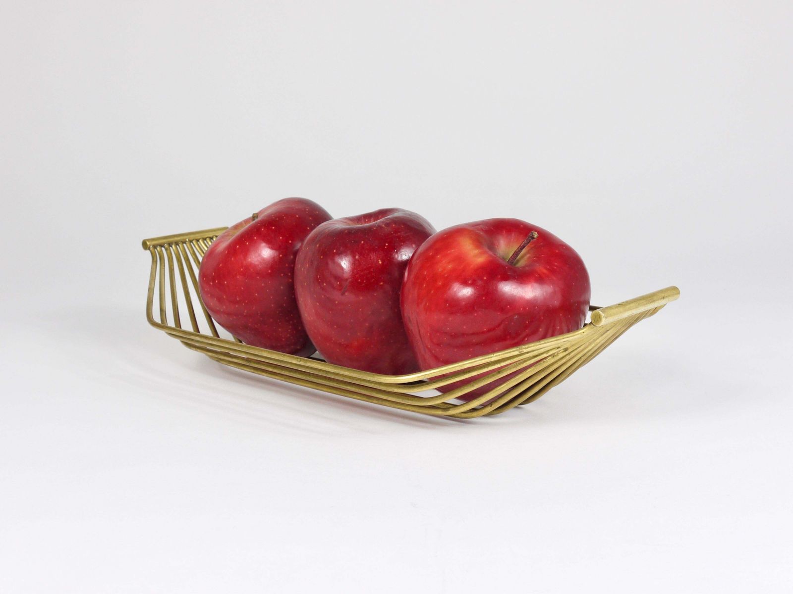 Austrian Mid Century Large Brass Wire Fruit Basket Bowl, Carl Aubock Style, 1950 photo vintage
