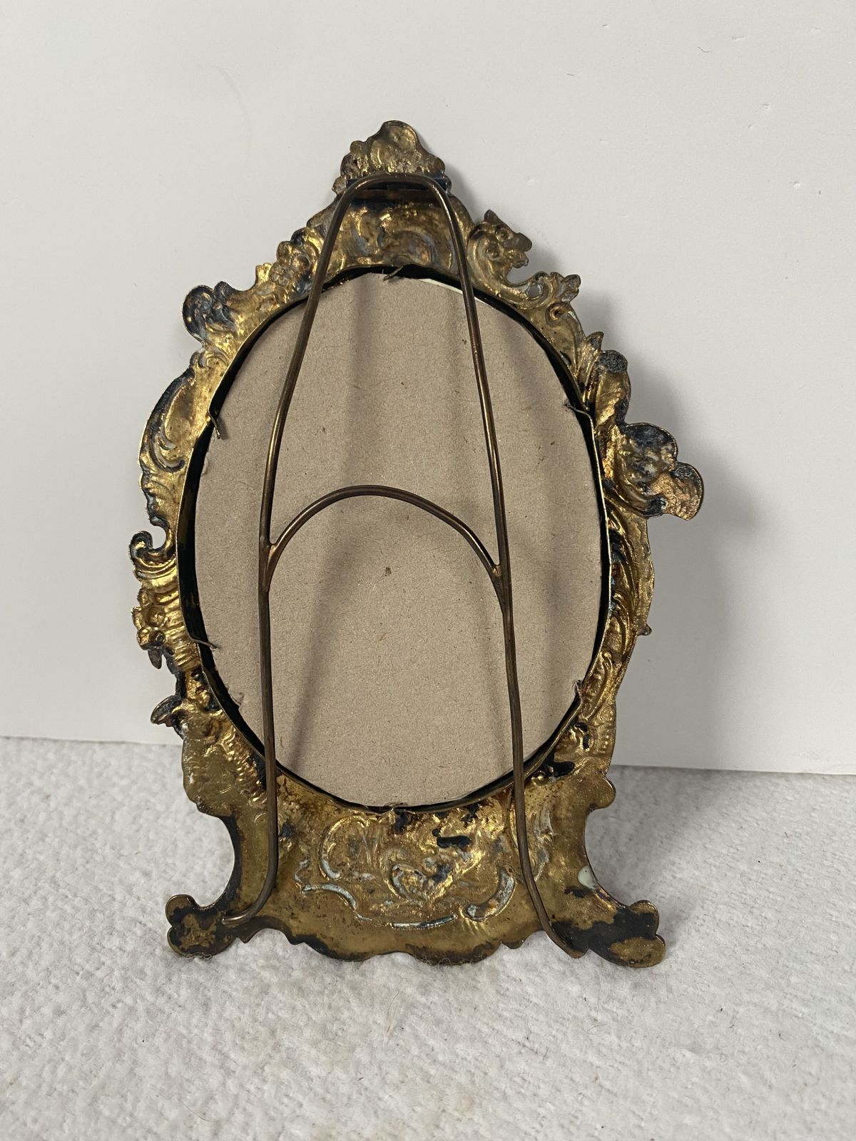 A Really Sweet Photo In A Victorian Brass Photo Frame. photo Home Decor