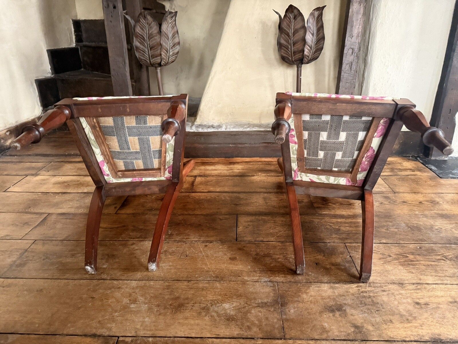 Pair Of Antique Solid Mahogany Drop In Balloon Heart Shaped Hall Dining Chairs photo vinterior