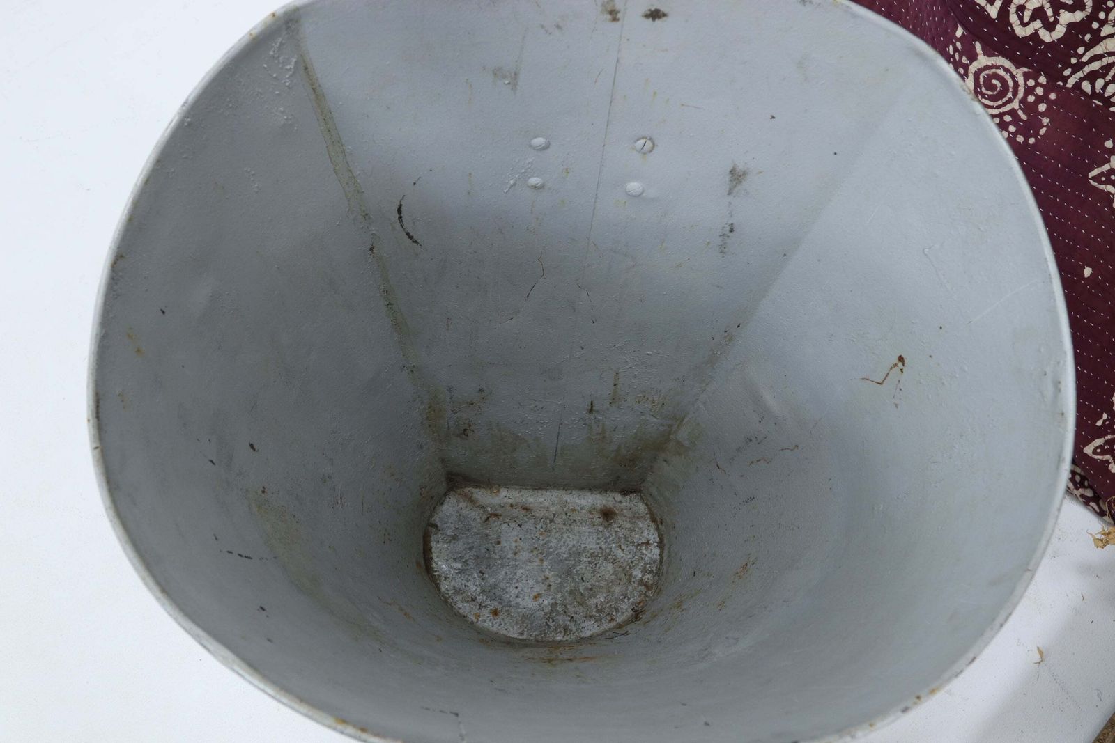 Late 19th Century Oversized White French Grape Hod (9) photo buy