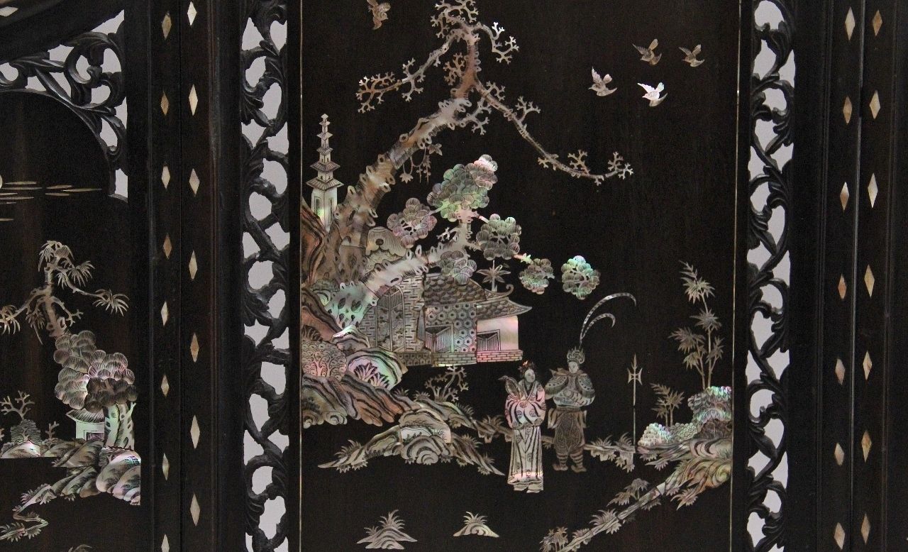 photo furniture 19th Century Chinese Table Screen