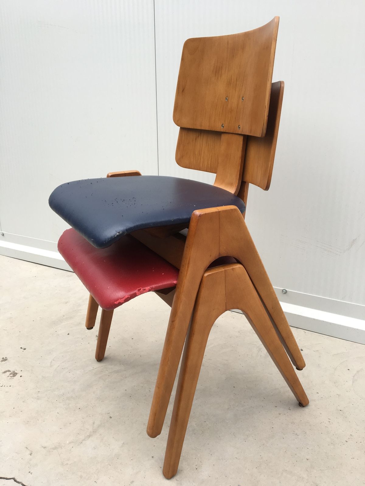 photo buy Mid Century Hillestak Chair By Robin Day, 1950s, Set Of 6