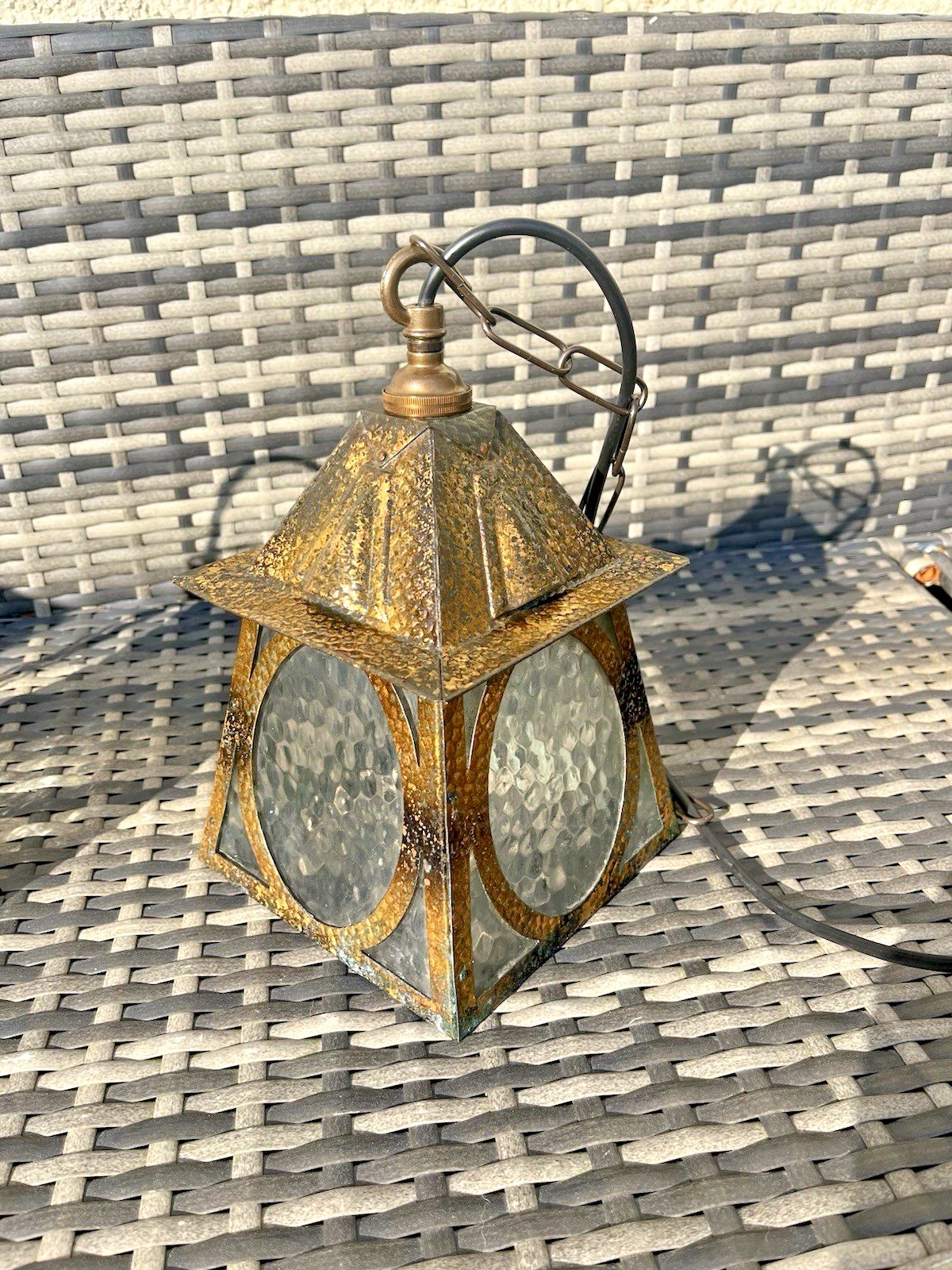 photo vinterior Pair Of Antique Arts & Crafts Textured Brass & Glass Porch Lanterns Lamps Lights