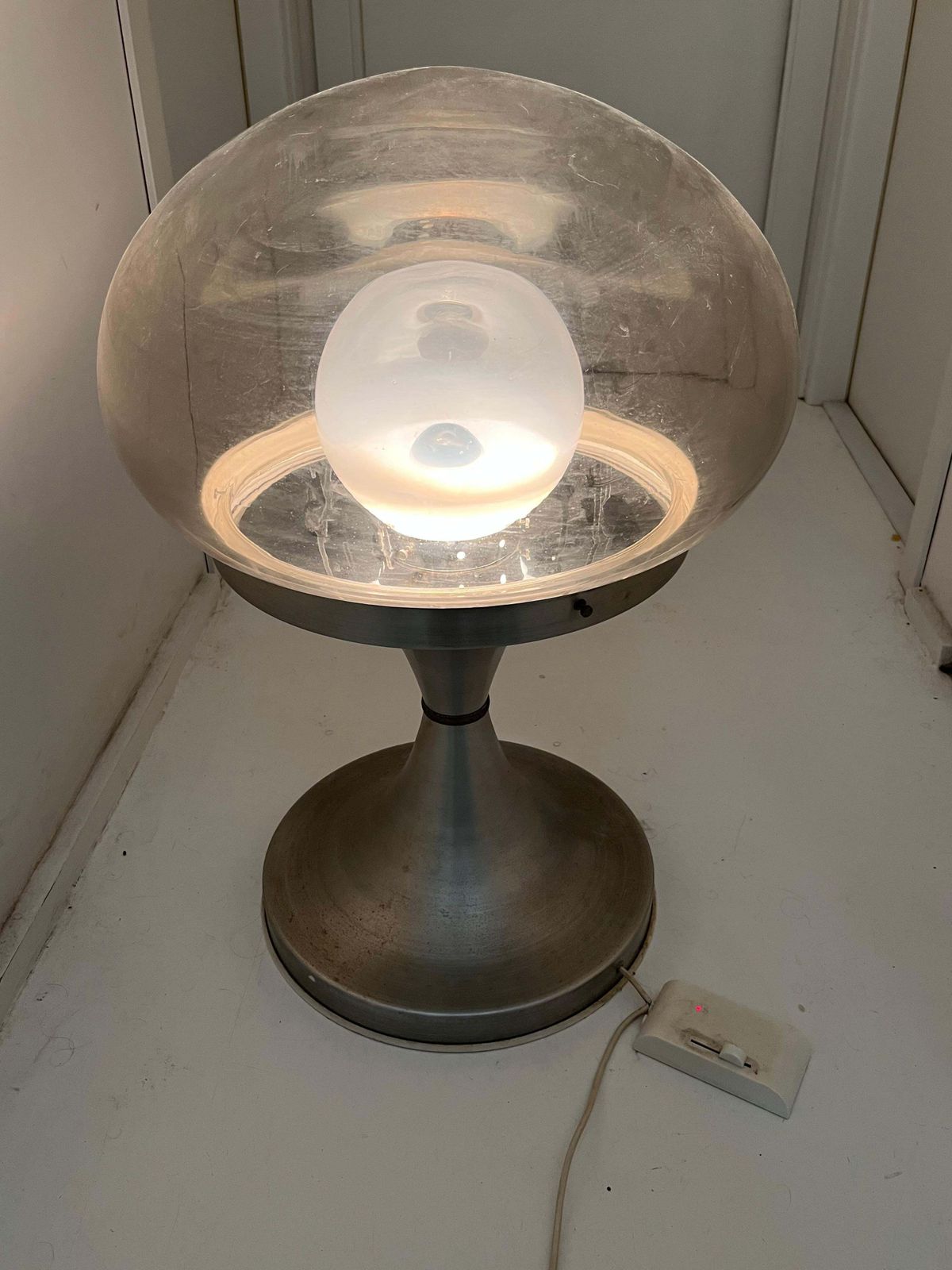 Large Space Age Floor Lamp Height 71 Cm Mid Century Murano Glass 1970s photo vinterior