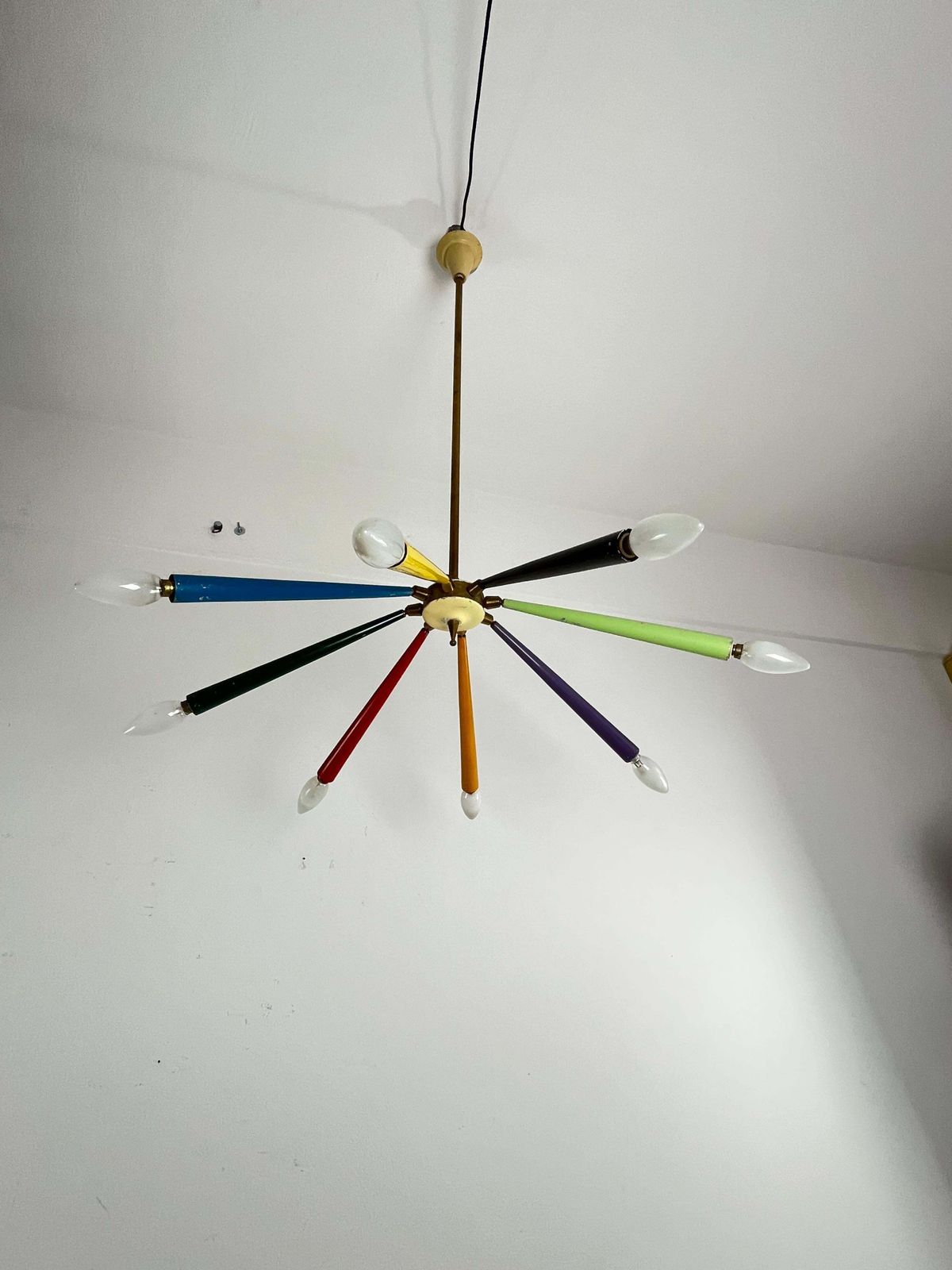 Mid Century Sputnik Chandelier 8 Brass Arms, Colored Enamels, Arredoluce 1950s photo Lighting